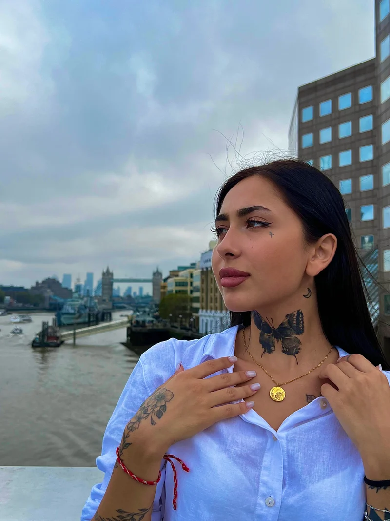 Travel Series London Kette
