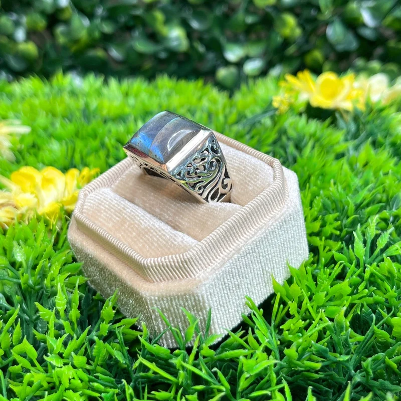 Blauer Feuer-Labradorit-Silber-Siegelring Nr. 9
