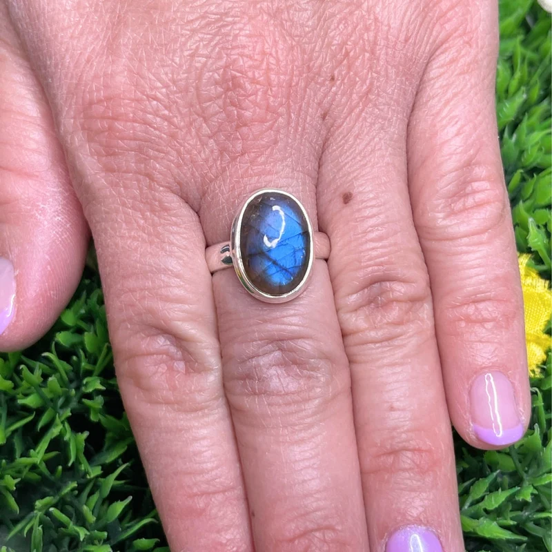 Bluefire Labradorit-Silberring Nr. 208