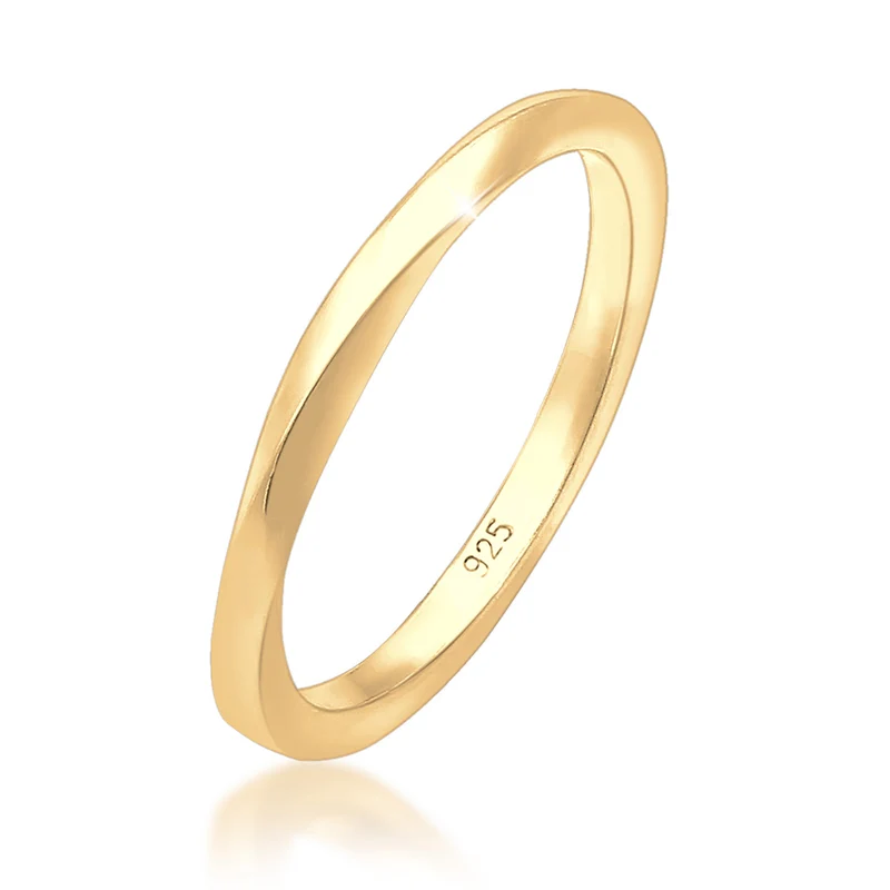 Ring Twisted