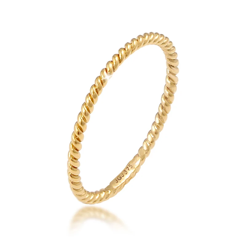 Ring Twisted