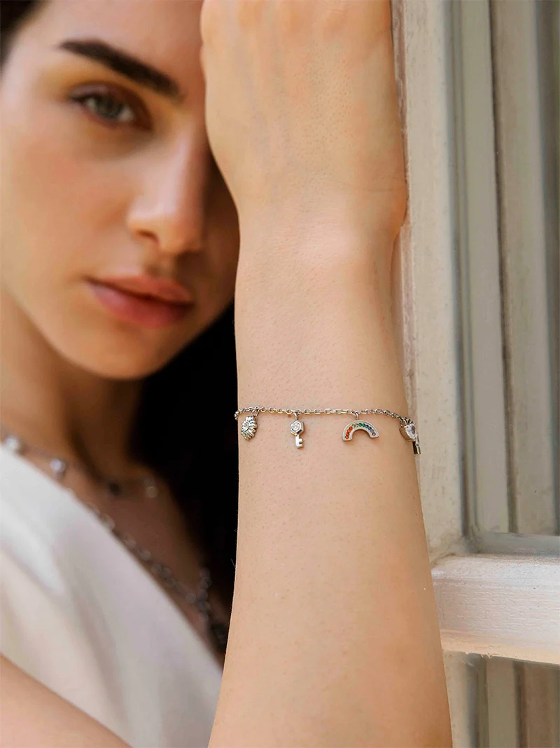 Embrace Love ARMBAND