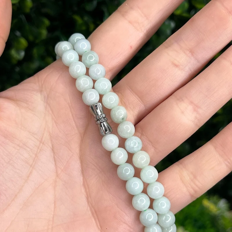Jade-Halskette