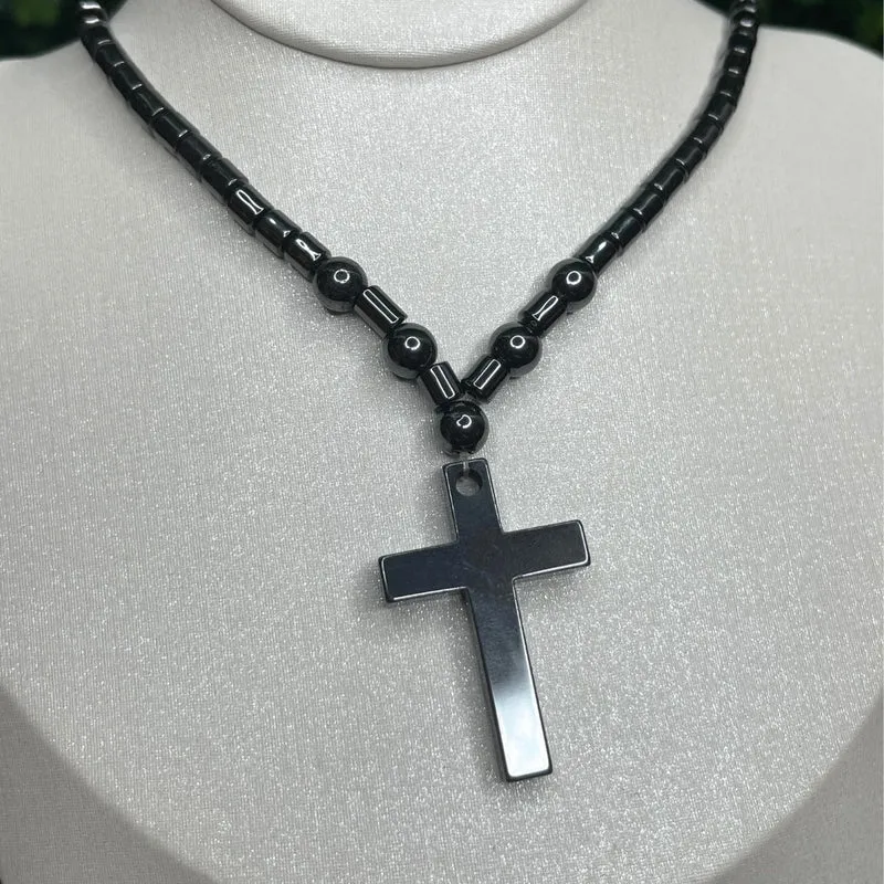 Kleine Kreuz-Hämatit-Halskette