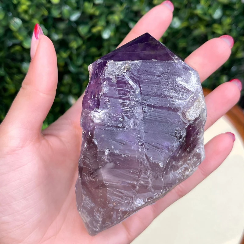 Roher Amethyst-Punkt Nr. 6