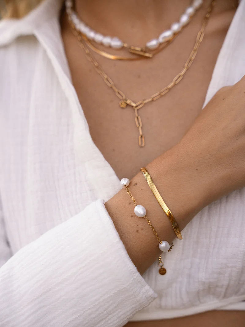 newfemininity ARMBAND