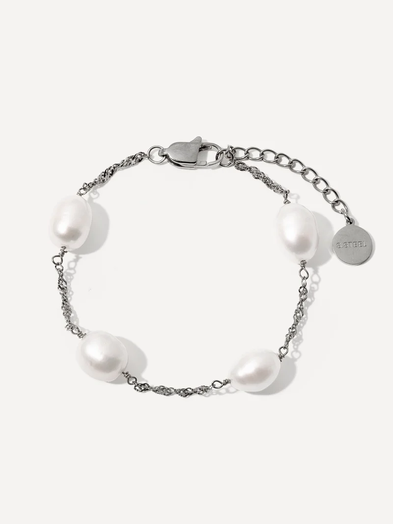 newfemininity ARMBAND