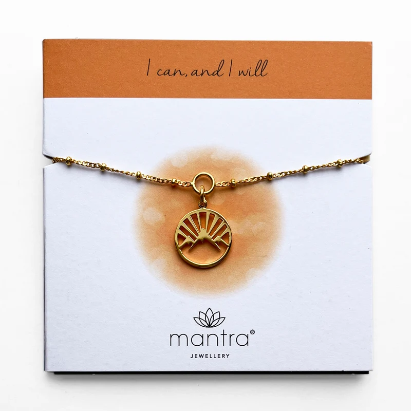 Mountain Charm Bracelet in Gold