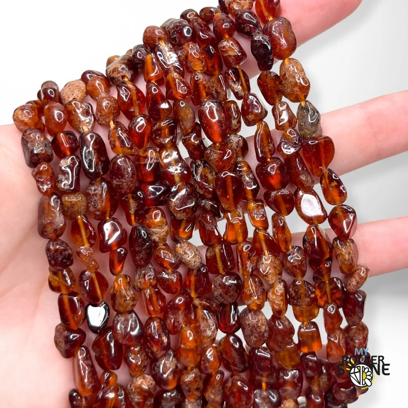 Orangefarbene Granat-Barockperle