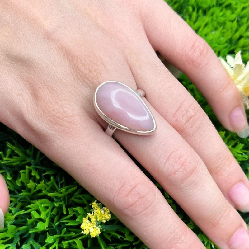 Rosafarbener Opal-Silberring Nr. 44