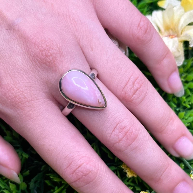 Rosafarbener Opal-Silberring Nr. 20