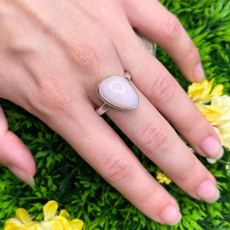 Rosafarbener Opal-Silberring Nr. 9