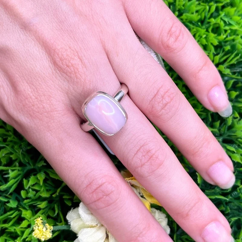 Rosafarbener Opal-Silberring Nr. 57
