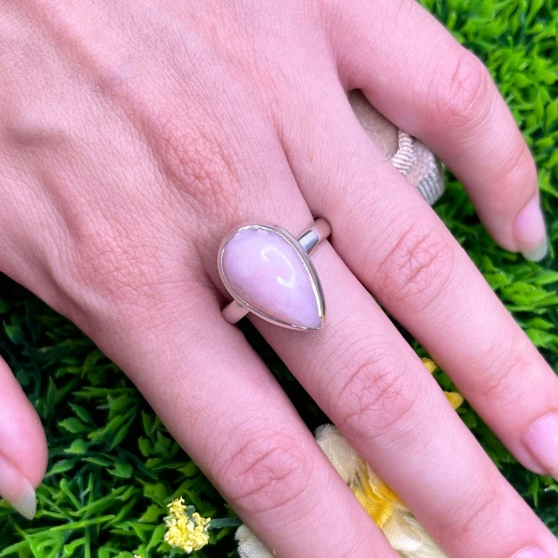 Rosafarbener Opal-Silberring Nr. 55