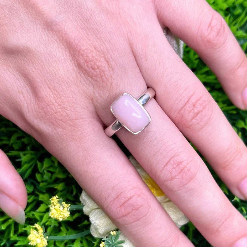 Rosafarbener Opal-Silberring Nr. 54