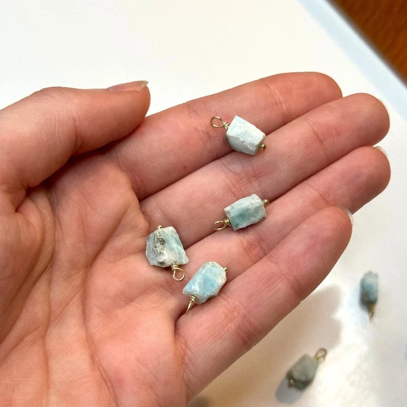 Larimar-Rohstein-Anhänger