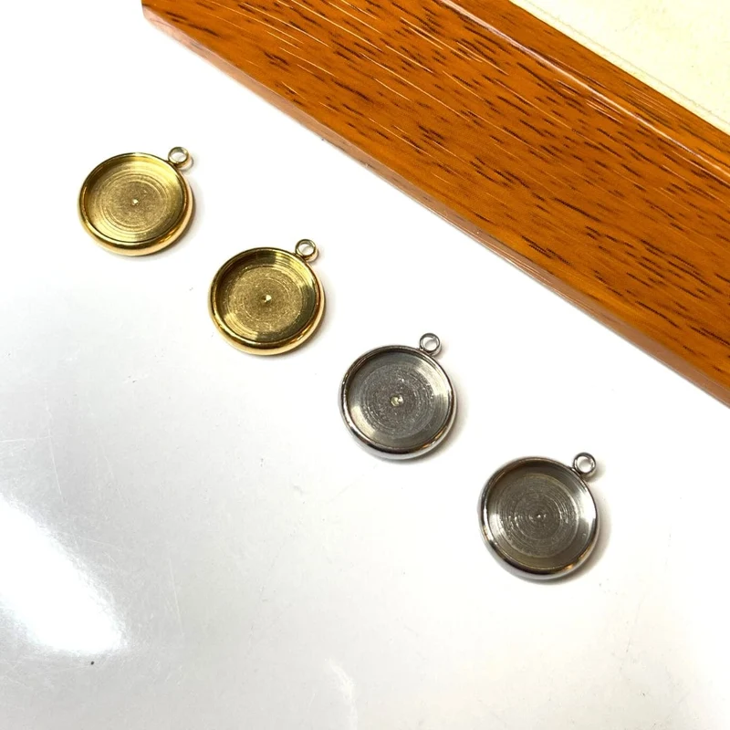 Silber/goldener runder Cabochon-Anhängerhalter