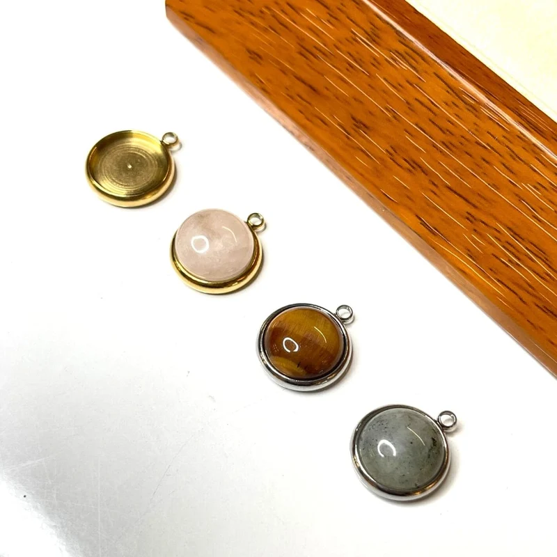 Silber/goldener runder Cabochon-Anhängerhalter