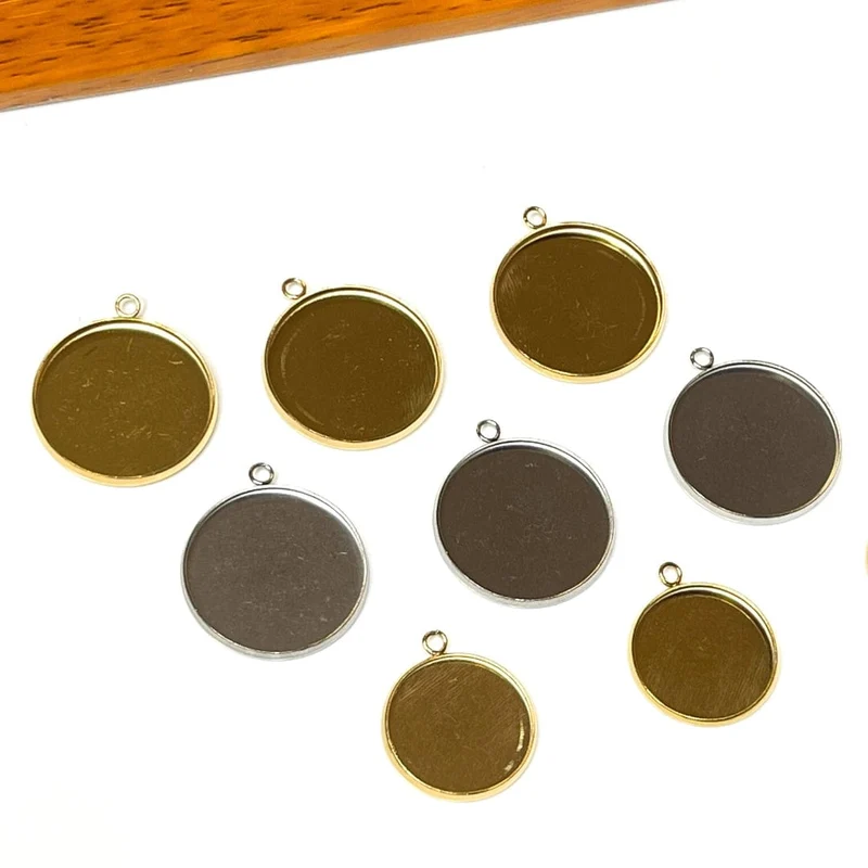 Silber/goldener runder Cabochon-Anhängerhalter