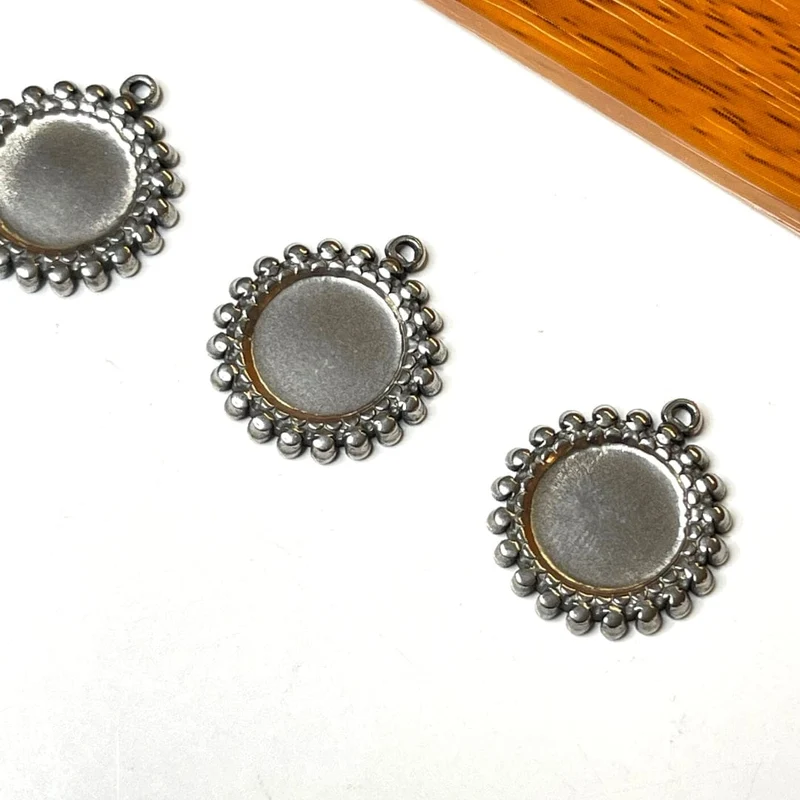 Runder Cabochon-Anhängerhalter aus 304 Edelstahl