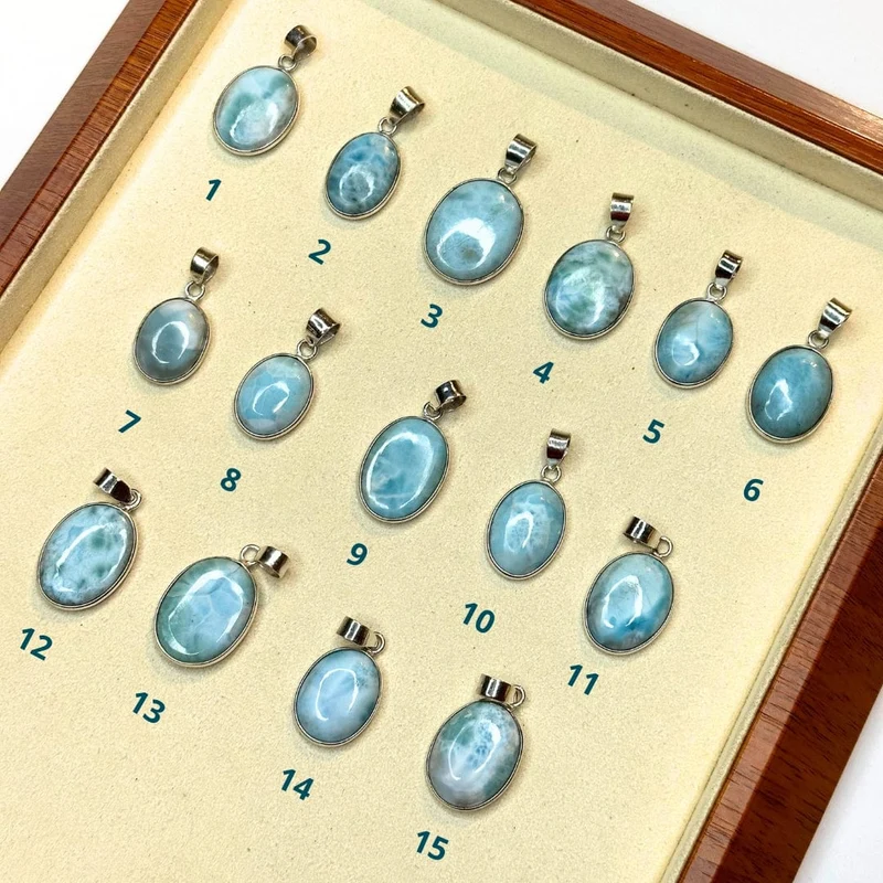 Ovaler Larimar-Anhänger aus 925er Silber