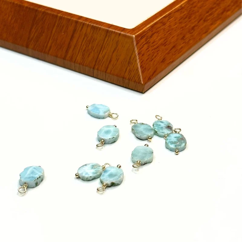 Vergoldeter Larimar-Anhänger