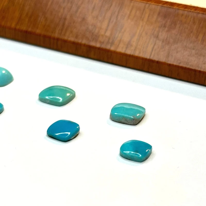 Persischer Türkis-Quadrat-Cabochon (Klasse A)
