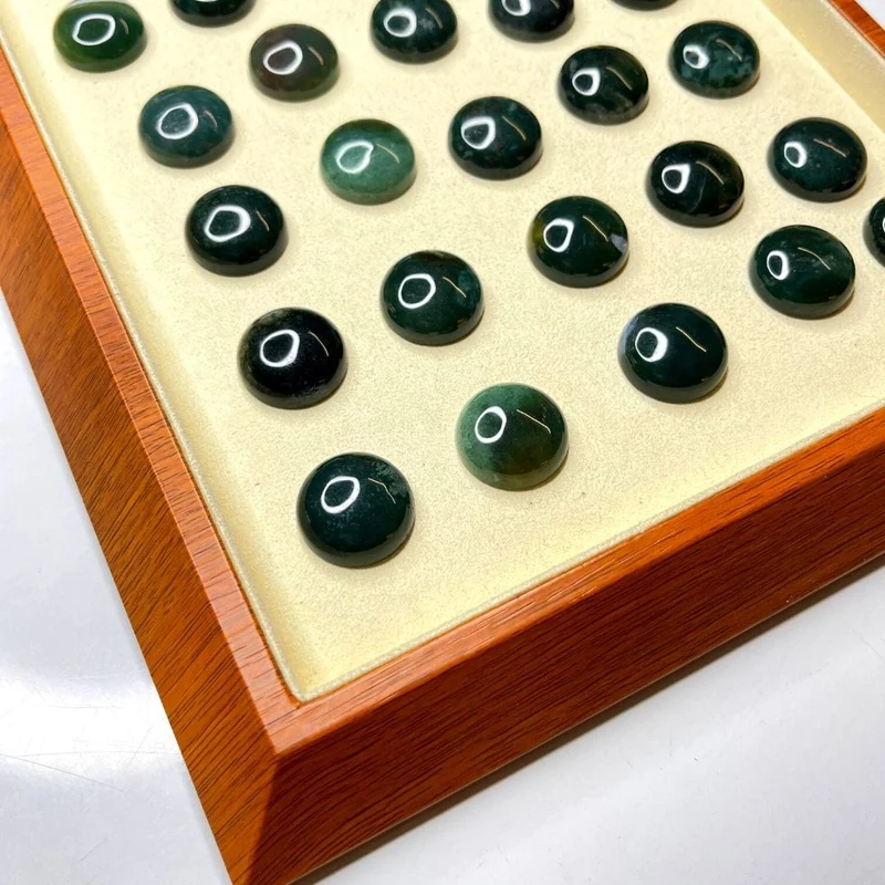 Moosachat runder Cabochon