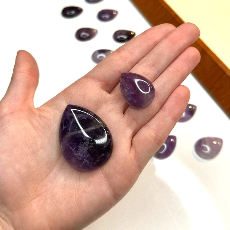 Amethyst Chevron Tropfen Cabochon