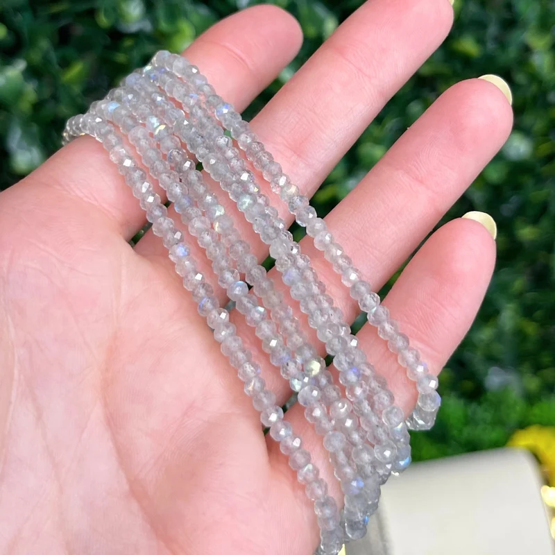 Facettiertes Labradorit-Armband