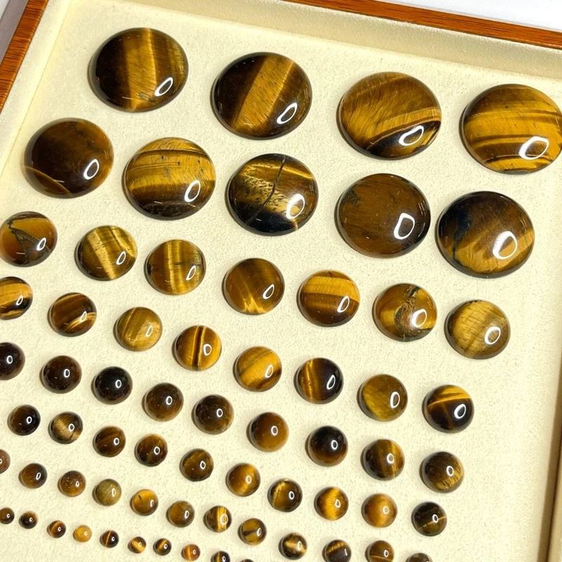 Runder Tigerauge-Cabochon