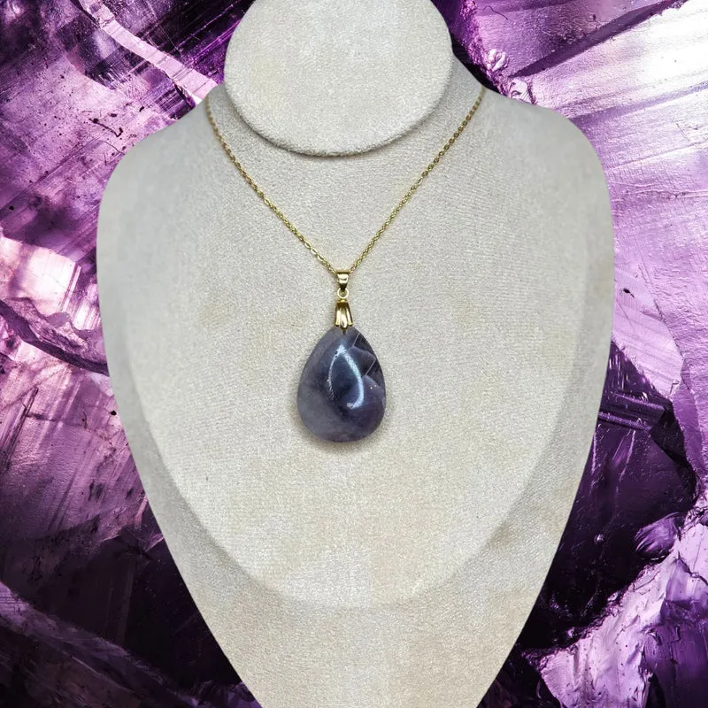 Tropfenförmiger Anhänger mit Edelsteinen (Rosenquarz, Tigerauge, Amethyst, Bergkristall)