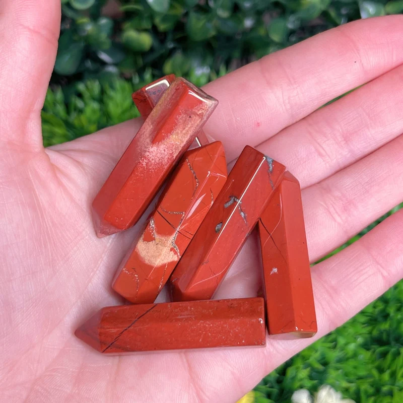 Kleiner roter Jaspispunkt