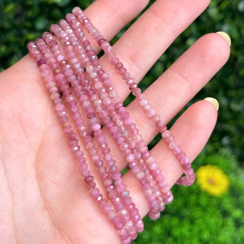 Facettiertes rosa Turmalin-Armband