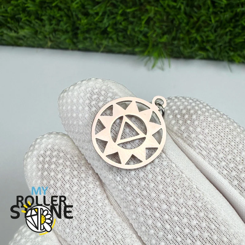 Chakra-Anhänger aus silberfarbenem Edelstahl (7 Varianten)