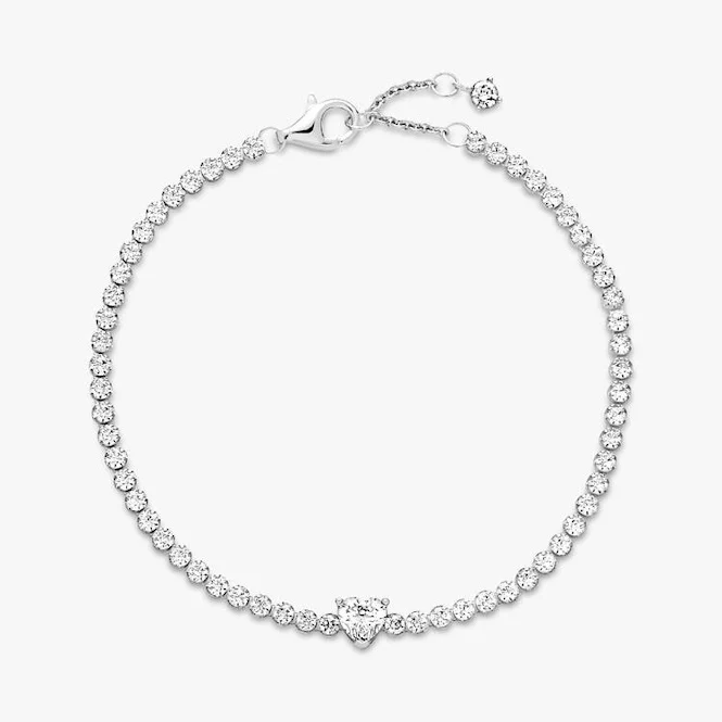 Sparkling Heart Tennis Bracelet, 18cm