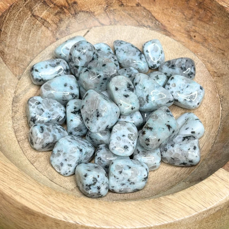 Kiwi-Jaspis-Trommelstein