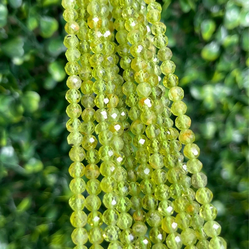 Facettierte Peridot-Perle