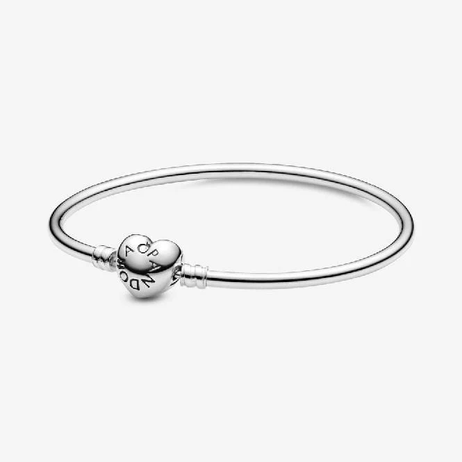 Moments Heart Clasp Bangle, 21cm