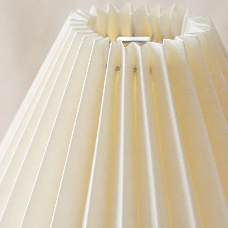 Kleine Vintage Nachttischlampe