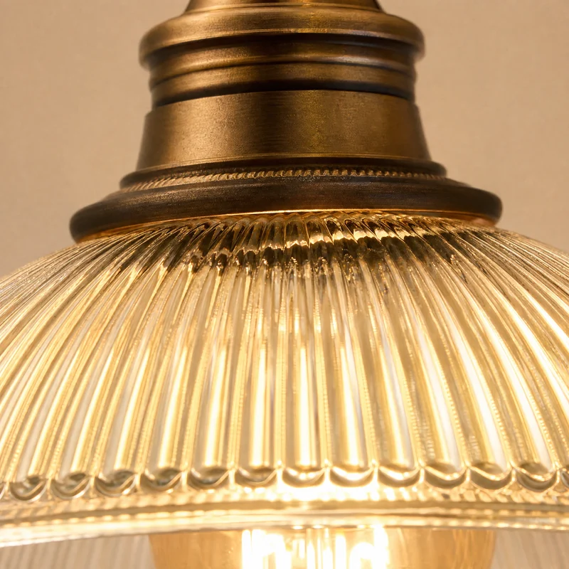 Alte Glasschirmlampe