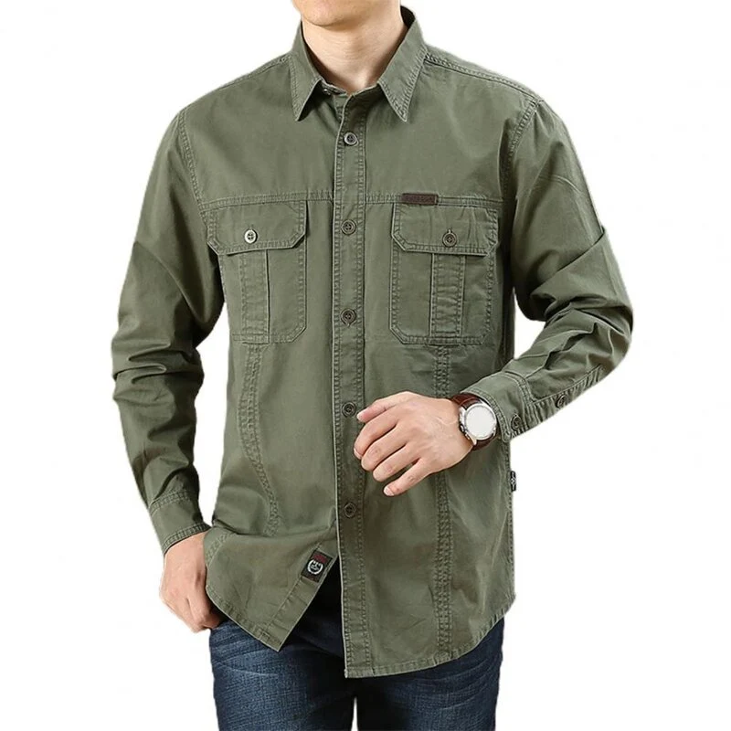 Leichte Vintage-Militärhemdjacke
