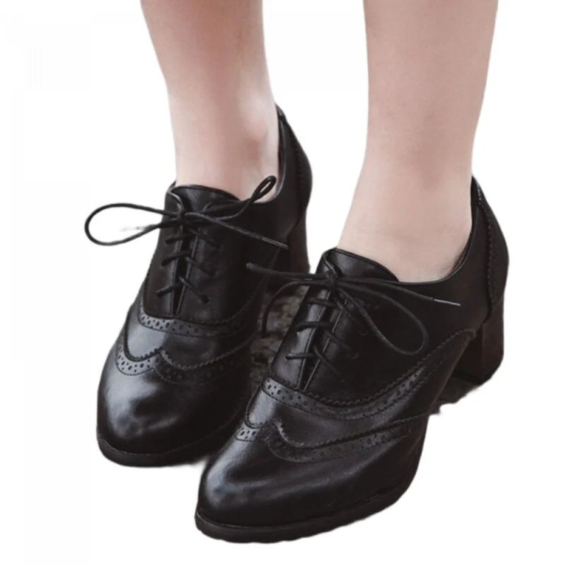 Damen-Schnürschuh mit Vintage-Absatz