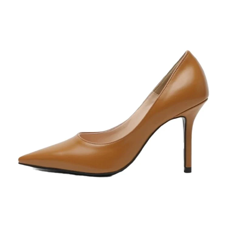 Spitzer Vintage-Schuh mit niedrigem Absatz
