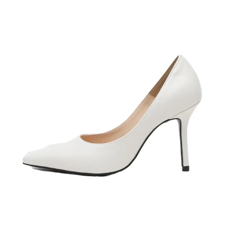 Spitzer Vintage-Schuh mit niedrigem Absatz