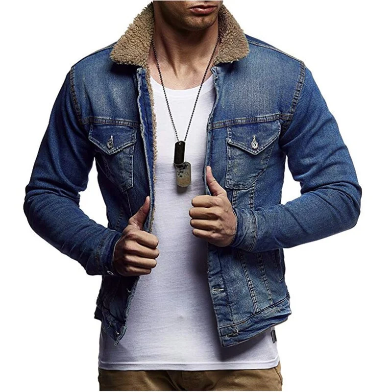 Blaue Jacke im Vintage-Stil